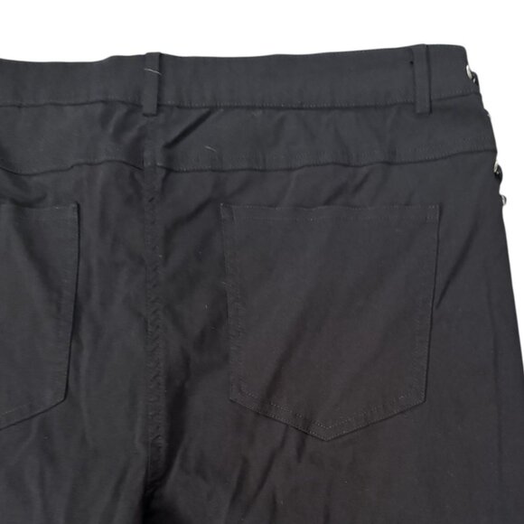 89th + Madison Black Cropped Capri Pants Lace-Up Grommet Detail Womens SZ 16 - Picture 6 of 9